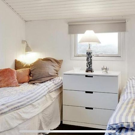 Sommerhus I Blokhus Helt Taet Pa By Og Strand Exteriör bild